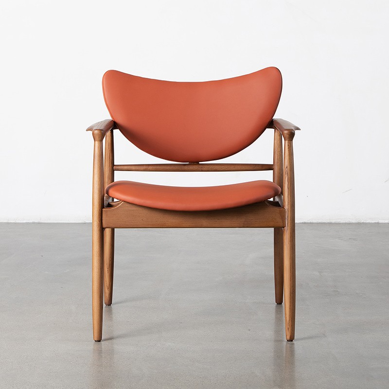 ダイニングチェアを選ぶ際に考慮すべき要素は何ですか?